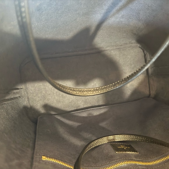 Louis Vuitton Neverfull MM Giant Monogram - Picture 4 of 13